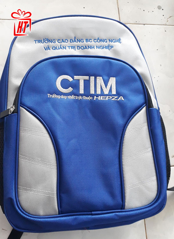 Quà tặng cho học sinh