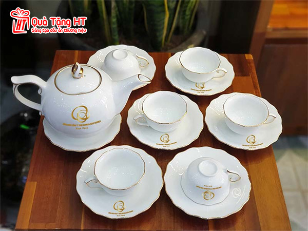 Set trà cao cấp làm quà tặng đầu năm cho doanh nghiệp