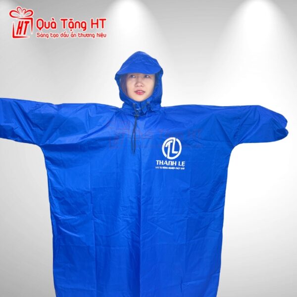 Ao Mua Mot Nguoi Cong Ty Thanh Le 4