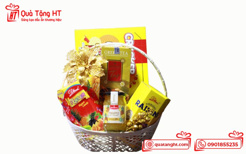 Giỏ quà vàng phong thủy – May mắn và bình an