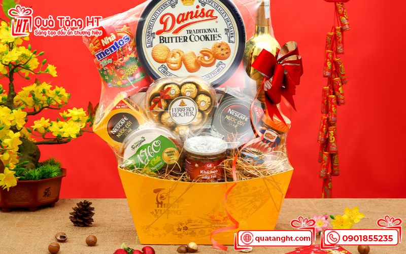 Giỏ quà Tết bánh kẹo