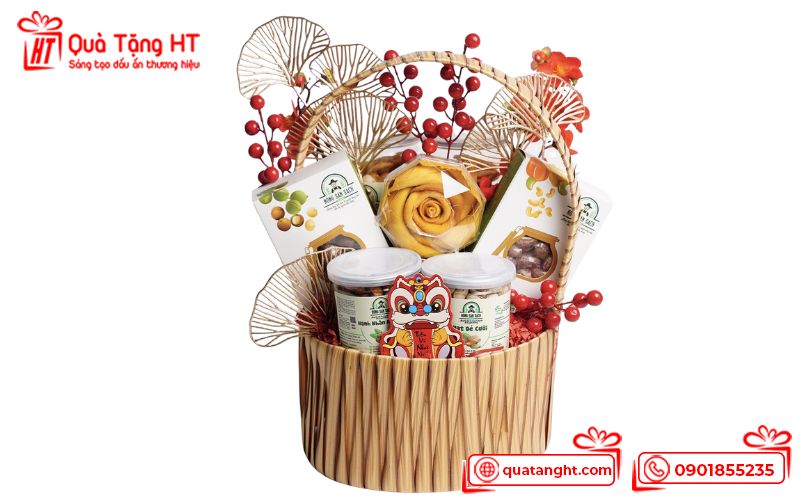 Giỏ quà kèm hạt dinh dưỡng