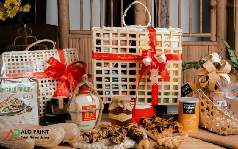Giỏ quà bánh handmade, socola, mứt sấy