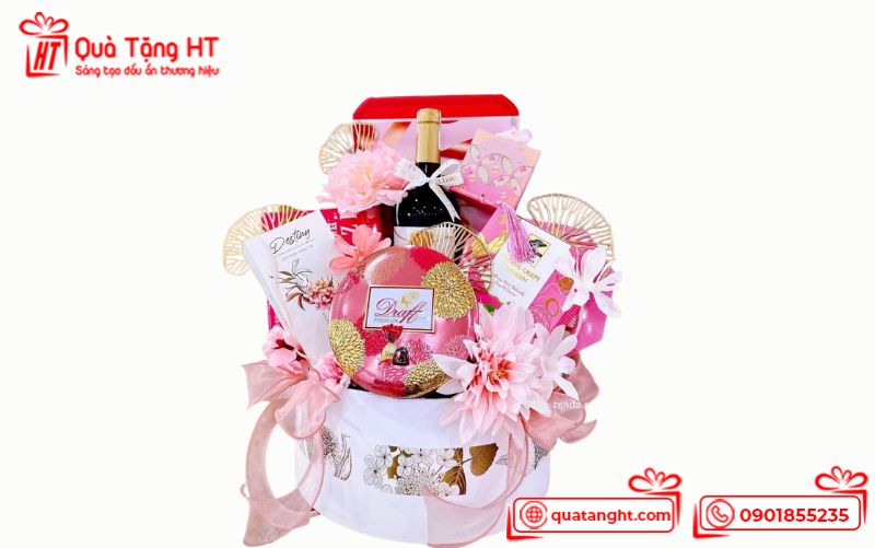 Giỏ quà “Hồng Phấn Yêu Thương” Giỏ quà “Hồng Phấn Yêu Thương”