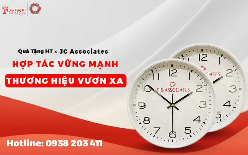 Đơn Hàng Đồng Hồ Treo Tường In Logo JC Associates – Dấu Ấn Hợp Tác Chuyên Nghiệp Cùng Quà Tặng HT