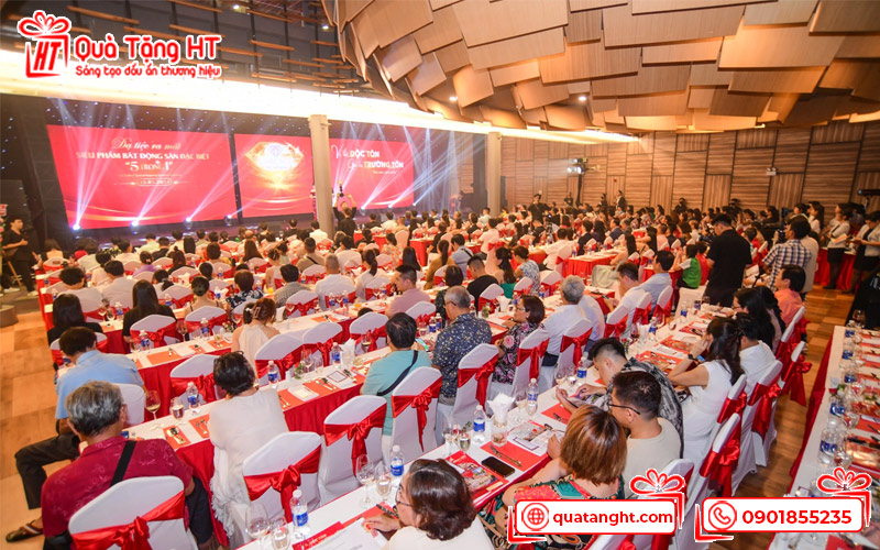 Ý nghĩa quan trọng của quà tặng kỷ niệm thành lập công ty